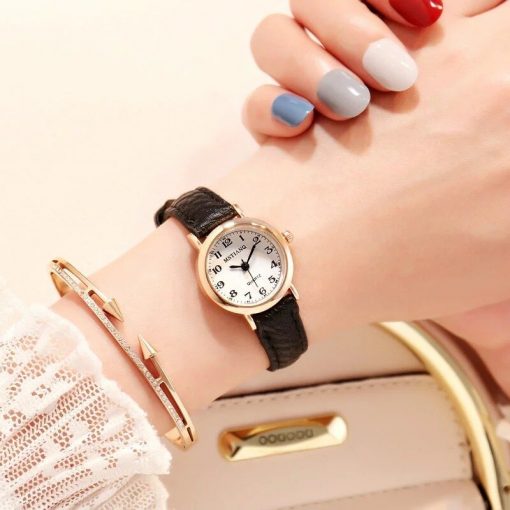 Small Gold Bangle Bracelet Luxury Watches Stainless Steel Retro Ladies Quartz Wristwatches Fashion Casual Women Dress Watch